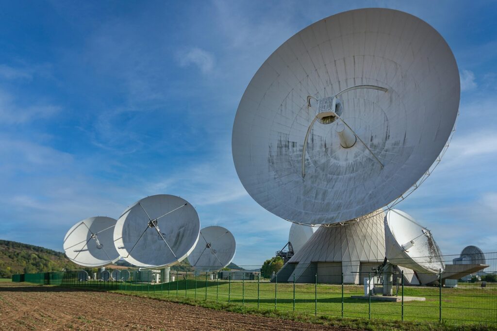 how to work Satellite Phones Staying Connected to world